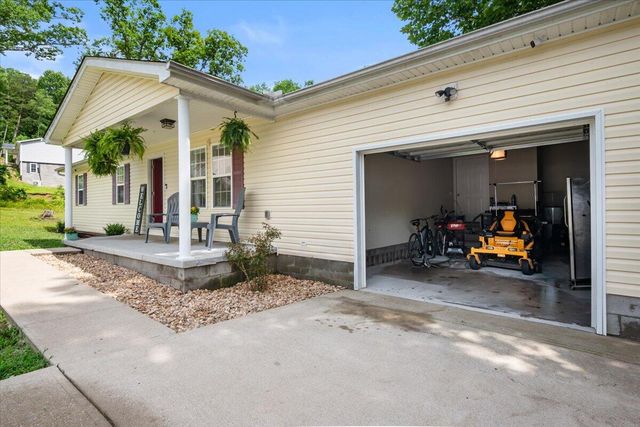 59 April Lane, Corbin, KY 40701