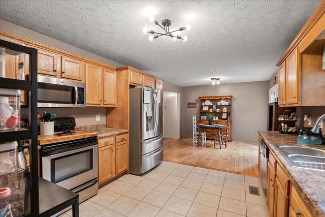 59 April Lane, Corbin, KY 40701