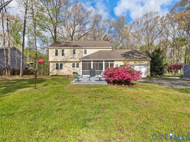 13307 Queensgate Rd, Chesterfield, VA 23114
