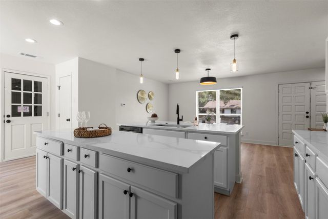 2833 Cibola Drive, Irving, TX 75062