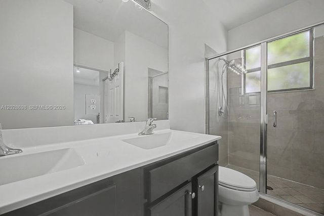 215 SE 37th Place, Homestead, FL 33033