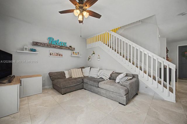 215 SE 37th Place, Homestead, FL 33033