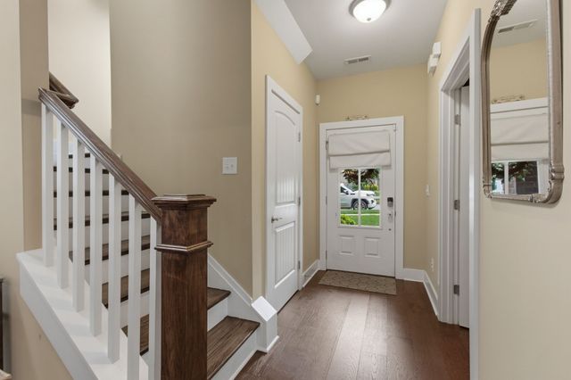 2214 Chaucer Park Ln, Thompsons Station, TN 37179