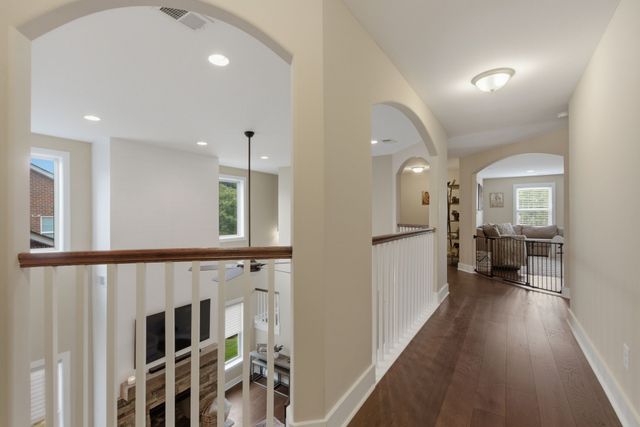 2214 Chaucer Park Ln, Thompsons Station, TN 37179