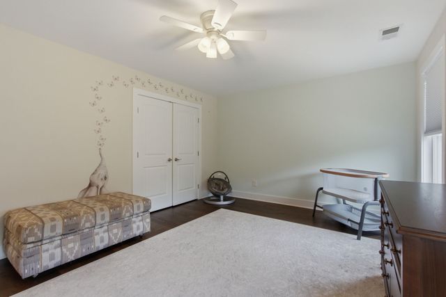 2214 Chaucer Park Ln, Thompsons Station, TN 37179