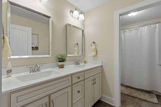 2214 Chaucer Park Ln, Thompsons Station, TN 37179