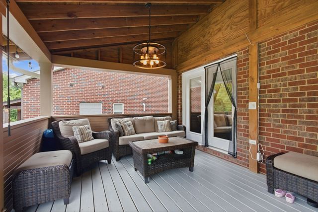 2214 Chaucer Park Ln, Thompsons Station, TN 37179