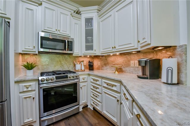 15589 Kevin, Northport, AL 35475