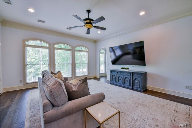 15589 Kevin, Northport, AL 35475