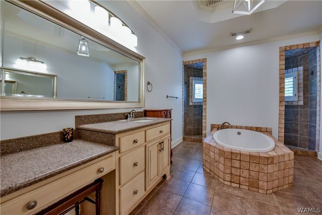 15589 Kevin, Northport, AL 35475