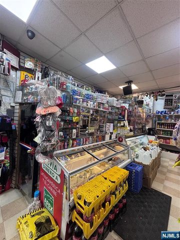 365 10th Avenue, Paterson, NJ 07514