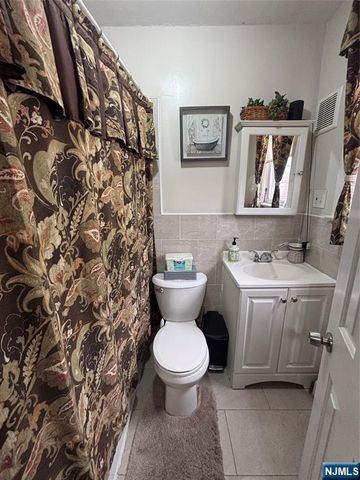 365 10th Avenue, Paterson, NJ 07514