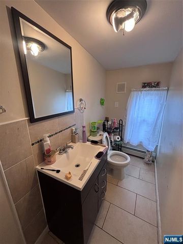 365 10th Avenue, Paterson, NJ 07514