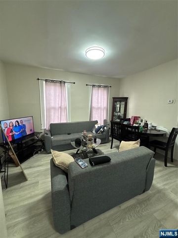 365 10th Avenue, Paterson, NJ 07514