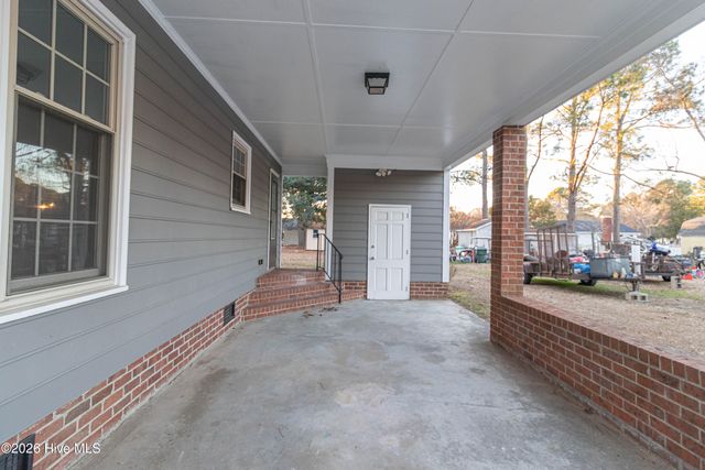 203 Avalon Lane, Greenville, NC 27858