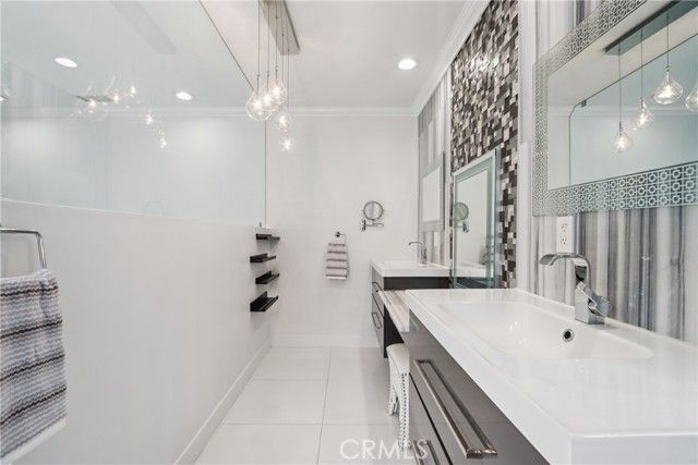 17033 Glenburn Avenue, Torrance, CA 90504