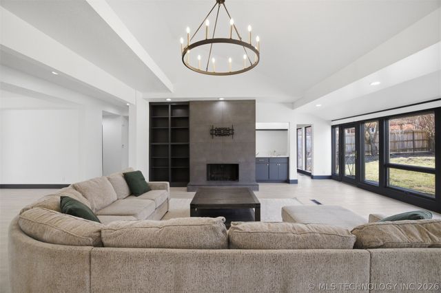 7505 E 65th Street, Tulsa, OK 74133