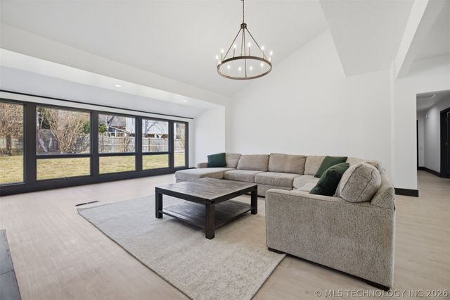 7505 E 65th Street, Tulsa, OK 74133