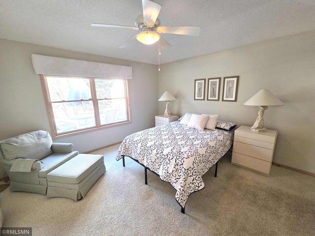 2613 Rosetown Court, Roseville, MN 55113