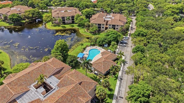 4111 Coral Tree Circle 327, Coconut Creek, FL 33073
