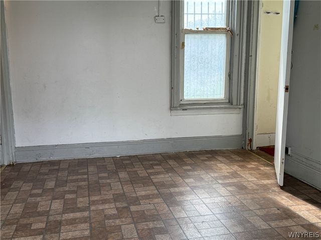 38 Kingsley Street, Buffalo, NY 14208