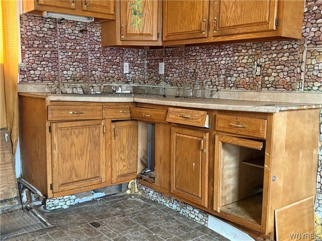 38 Kingsley Street, Buffalo, NY 14208