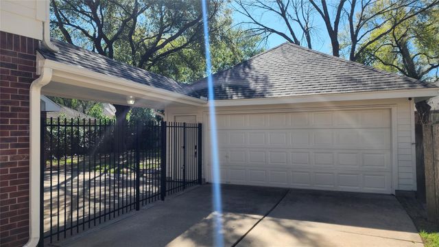 5818 Wilkins Lane, Sugar Land, TX 77479