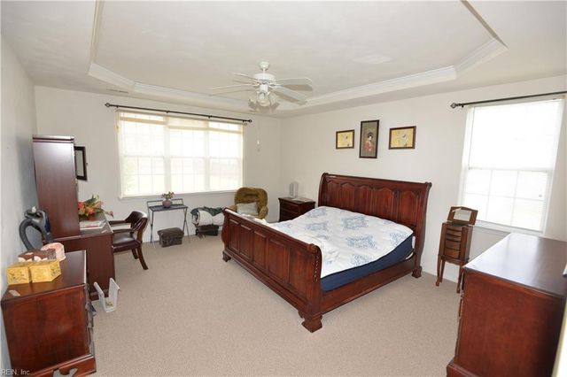 10455 Sylvia CIR, Windsor, VA 23487