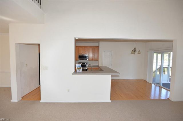 10455 Sylvia CIR, Windsor, VA 23487