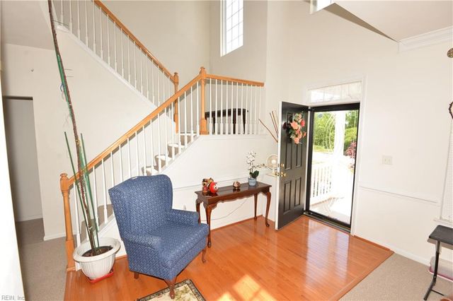 10455 Sylvia CIR, Windsor, VA 23487