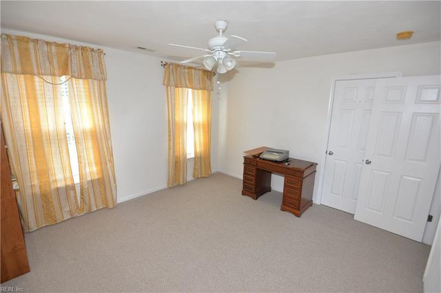 10455 Sylvia CIR, Windsor, VA 23487