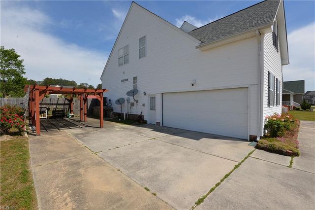 10455 Sylvia CIR, Windsor, VA 23487
