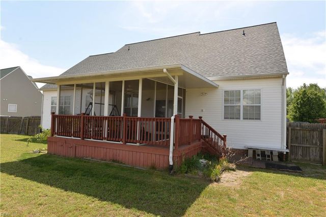 10455 Sylvia CIR, Windsor, VA 23487