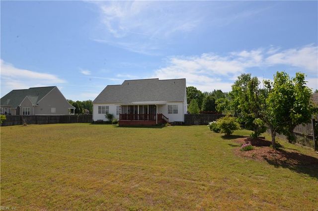 10455 Sylvia CIR, Windsor, VA 23487