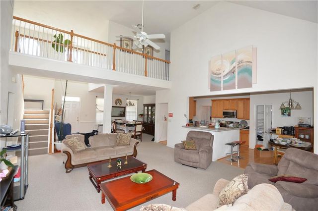 10455 Sylvia CIR, Windsor, VA 23487