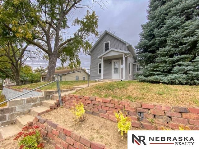 8036 Maywood Street, Ralston, NE 68127