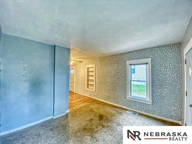 8036 Maywood Street, Ralston, NE 68127