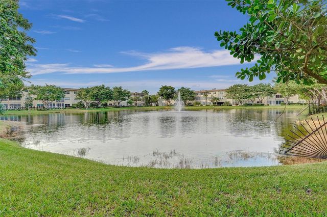 5000 NW 36th Street 410, Lauderdale Lakes, FL 33319