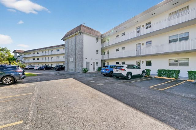 5000 NW 36th Street 410, Lauderdale Lakes, FL 33319