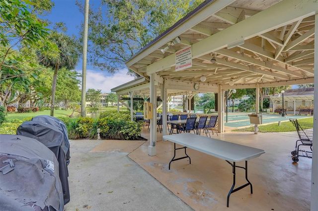 5000 NW 36th Street 410, Lauderdale Lakes, FL 33319
