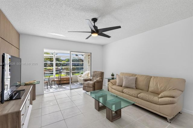 5000 NW 36th Street 410, Lauderdale Lakes, FL 33319