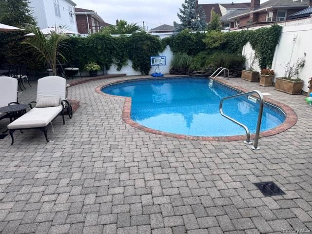163-27 95th Street, Howard Beach, NY 11414