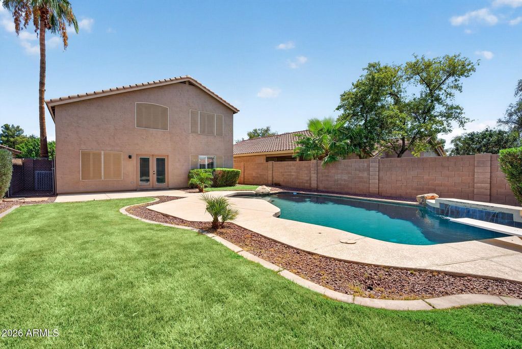 1328 S HERITAGE Drive, Gilbert, AZ 85296 — photo 2