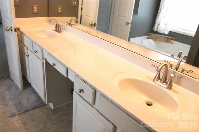 5912 Lindley Crescent Drive, Indian Trail, NC 28079