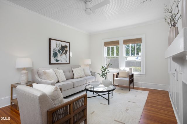 318 W Queen Street, Hillsborough, NC 27278