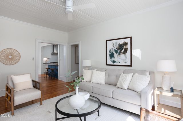 318 W Queen Street, Hillsborough, NC 27278