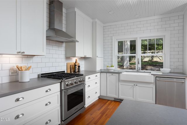 318 W Queen Street, Hillsborough, NC 27278