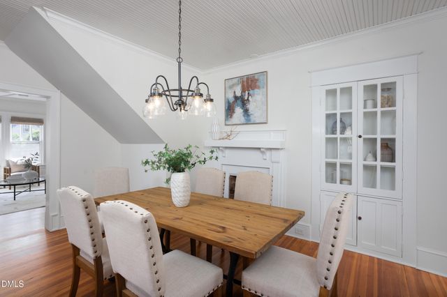 318 W Queen Street, Hillsborough, NC 27278