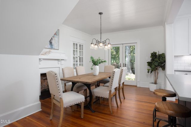 318 W Queen Street, Hillsborough, NC 27278