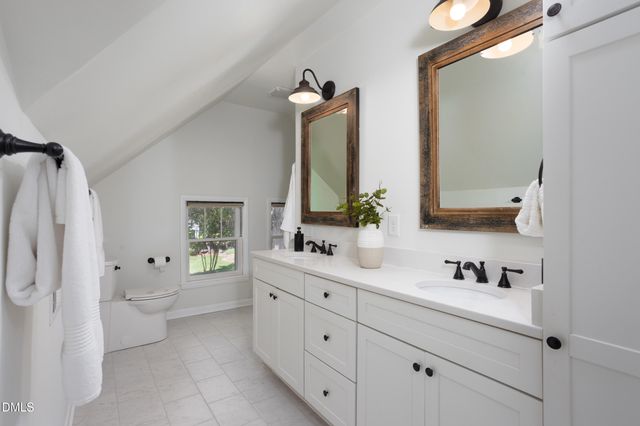 318 W Queen Street, Hillsborough, NC 27278